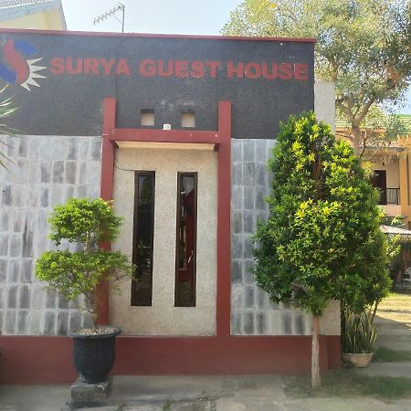 Surya Guest House Probolinggo Exteriér fotografie