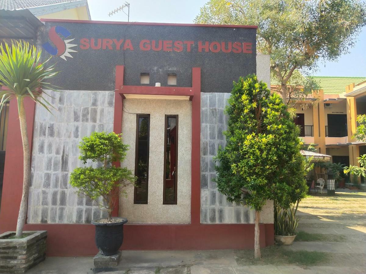 Surya Guest House Probolinggo Exteriér fotografie